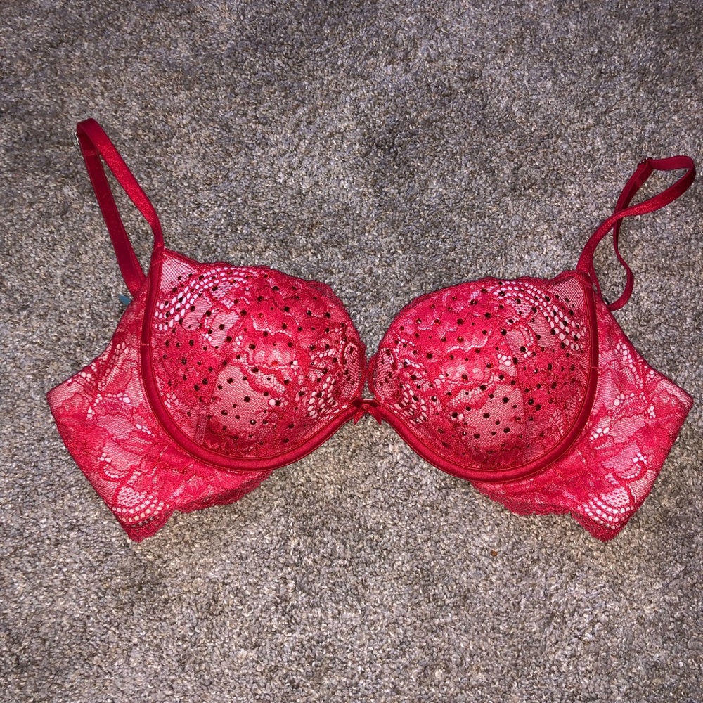 ❤️ VS Red lace/rhinestone bra